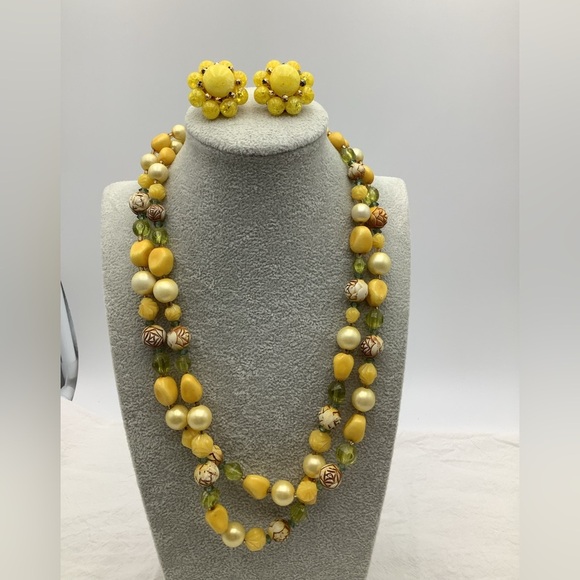 Vintage Cluster Yellow and Gold Beaded Necklace and Earring Set - Picture 1 of 2
